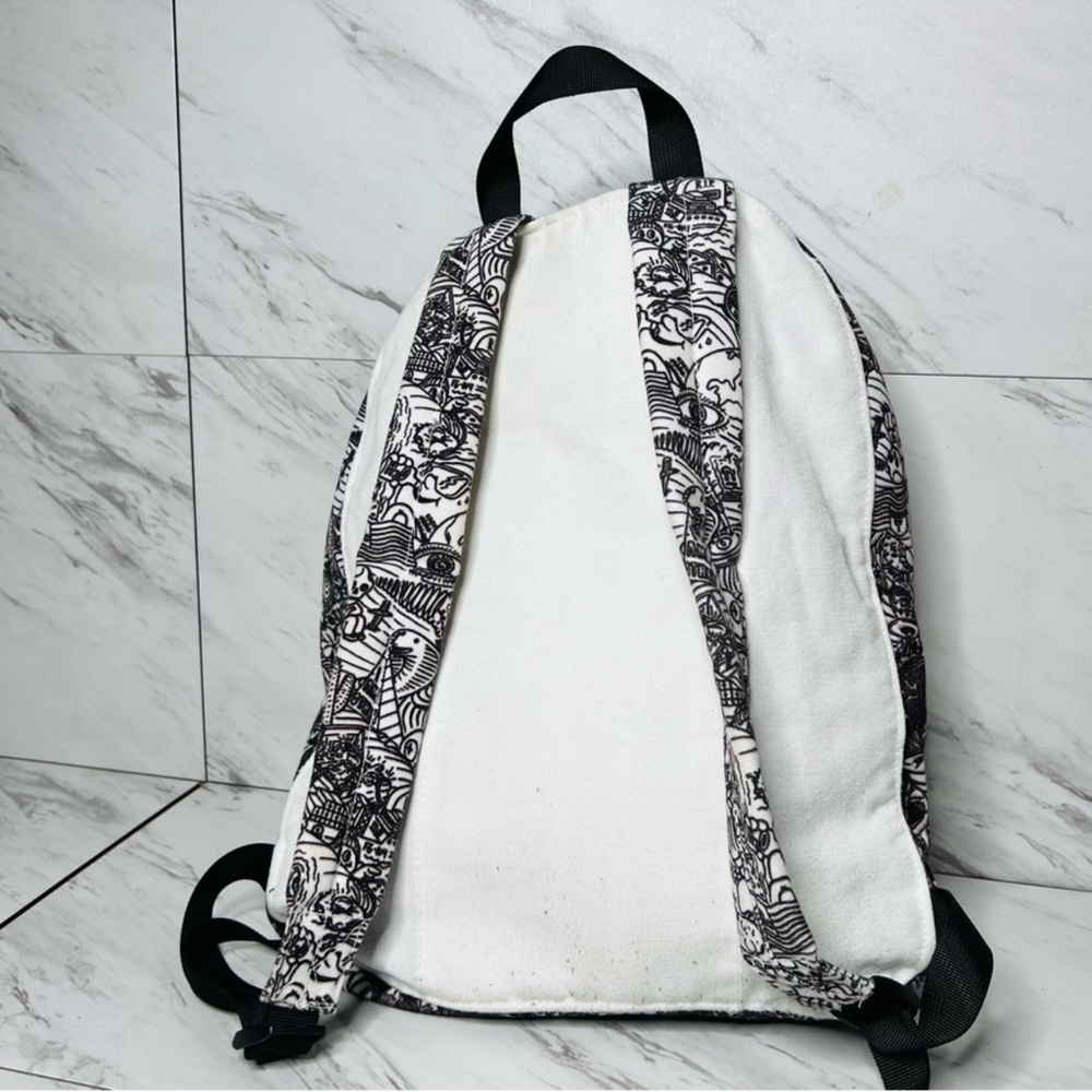 BNWT PAOM Print All Over Me Backpack - Picture 3 of 7